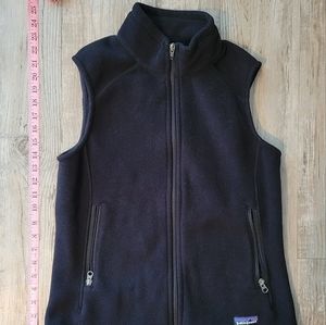 Women's black, zip up, Patagonia vest, fleece, Medium.